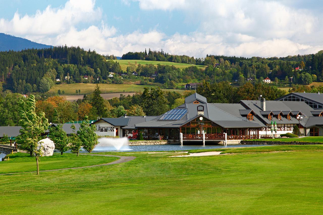 Club Apartments Čeladná Eksteriør billede